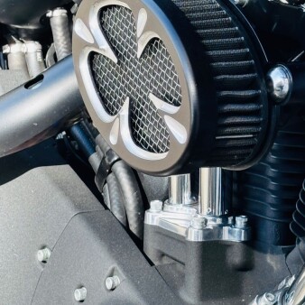 Sportster 1200 Custom  thumb 0