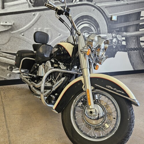 2011 Softail® Deluxe  thumb 0