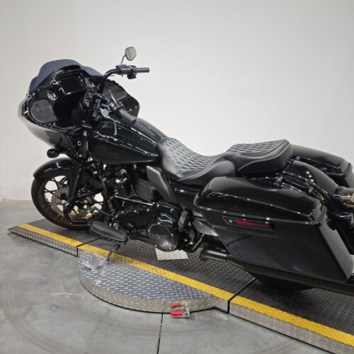 FLTRXST 2022 Road Glide® ST thumb 0
