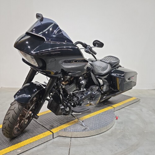 FLTRXST 2022 Road Glide® ST thumb 2