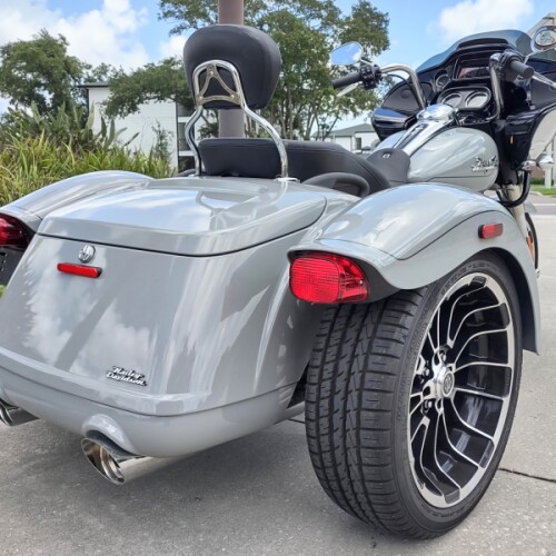FLTRT 2024 Road Glide 3 thumb 1