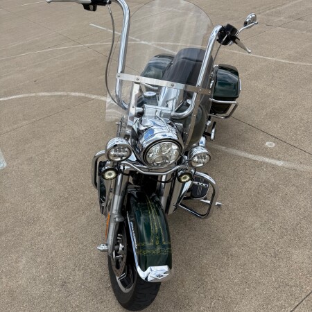 2019 Harley-Davidson® Road King® Kinetic Green thumb 2