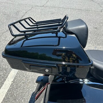 2024 Harley-Davidson® Road Glide® Vivid Black thumb 2