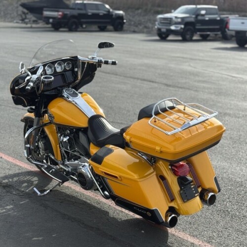 FLHXSE 2022 CVO™ Street Glide® thumb 1
