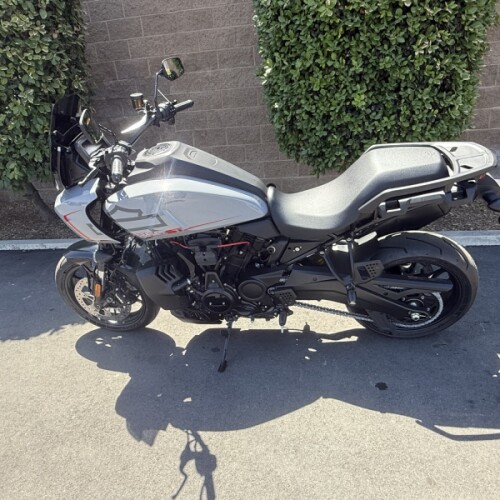 RA1250ST 2026 Pan America® 1250 ST thumb 1