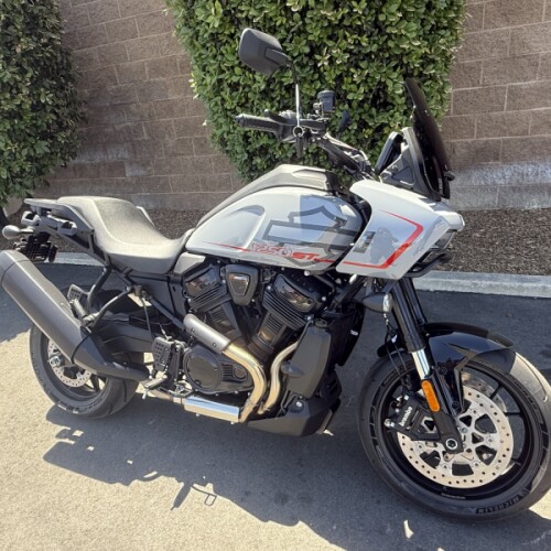 RA1250ST 2026 Pan America® 1250 ST thumb 2