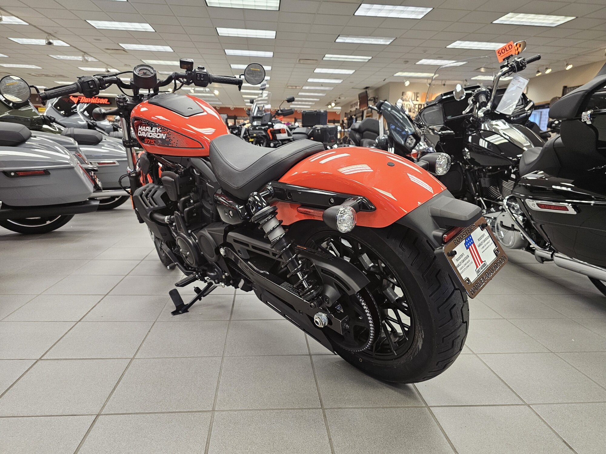 RH975 2026 Nightster®, photo 6