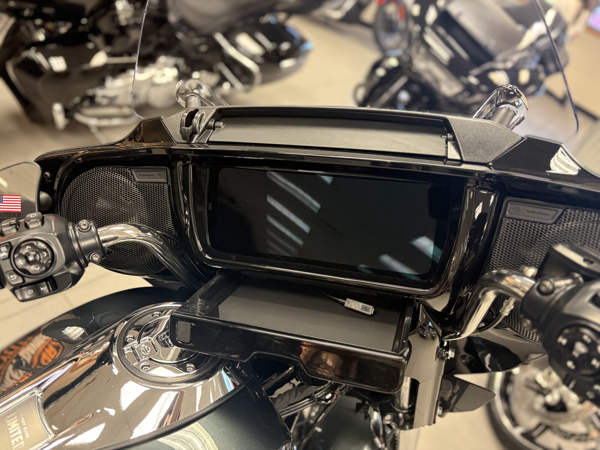 FLHXL 2026 Street Glide Limited, photo 11