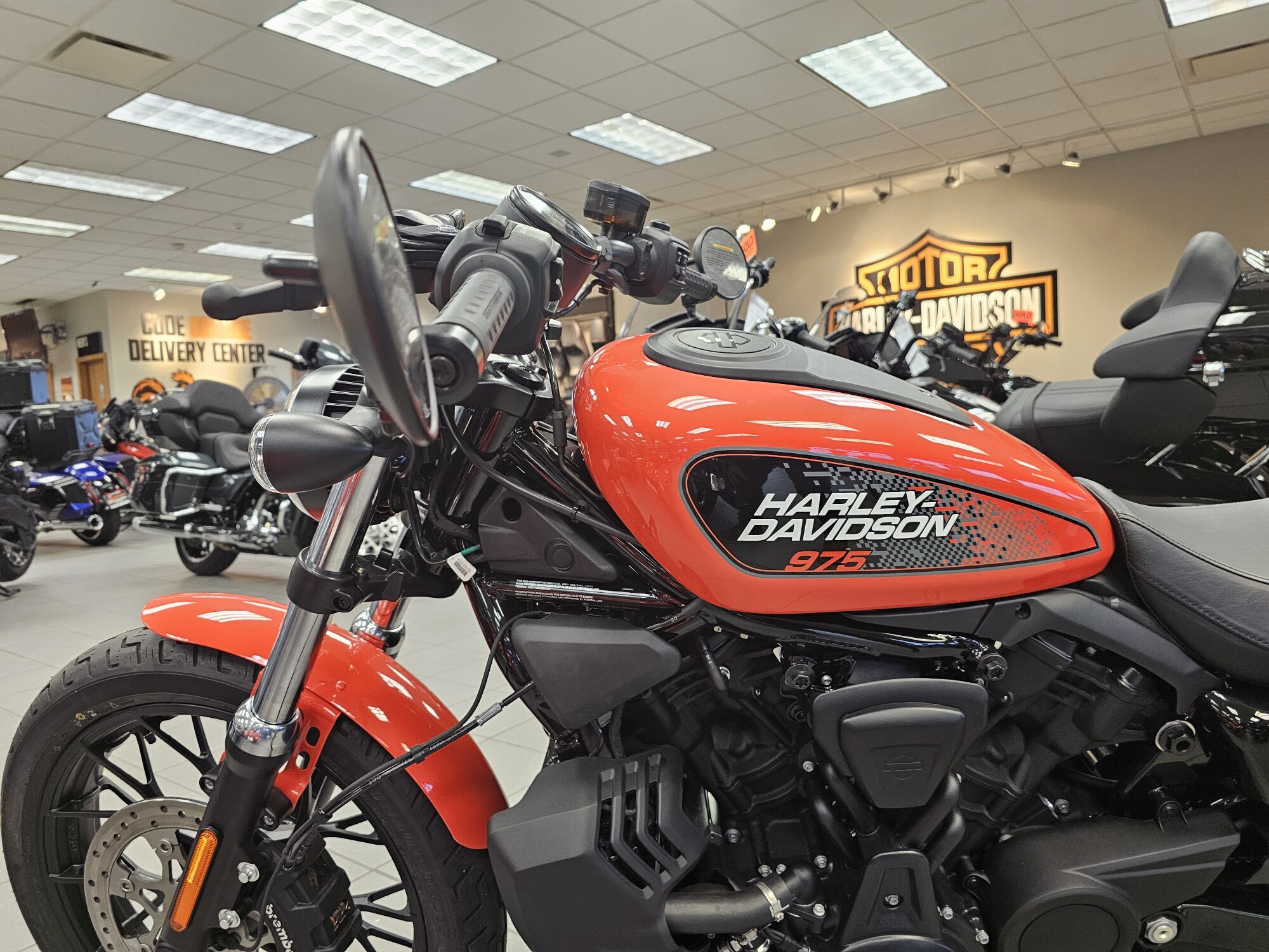 RH975 2026 Nightster®, photo 14