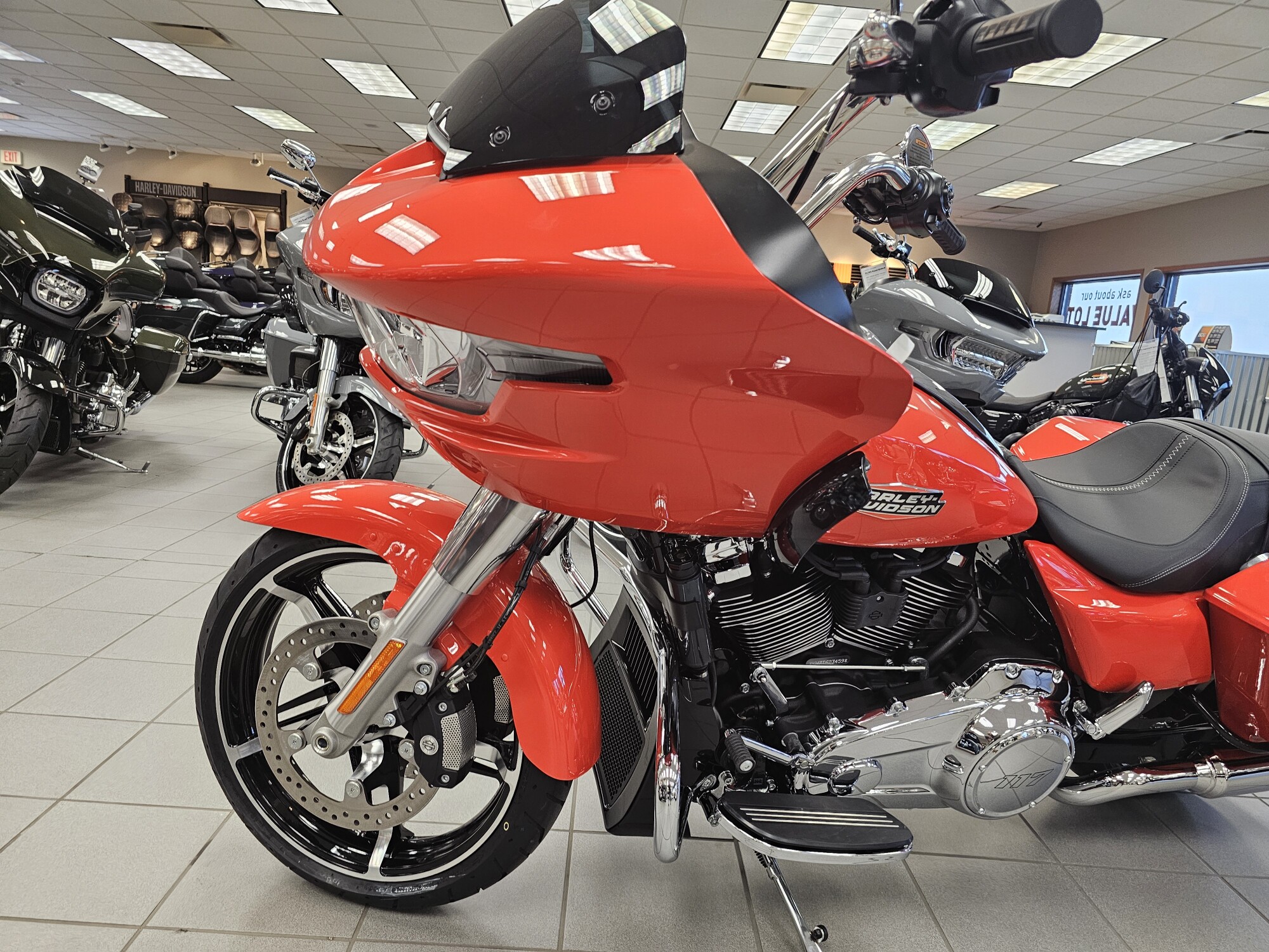 FLTRX 2026 Road Glide®, photo 17