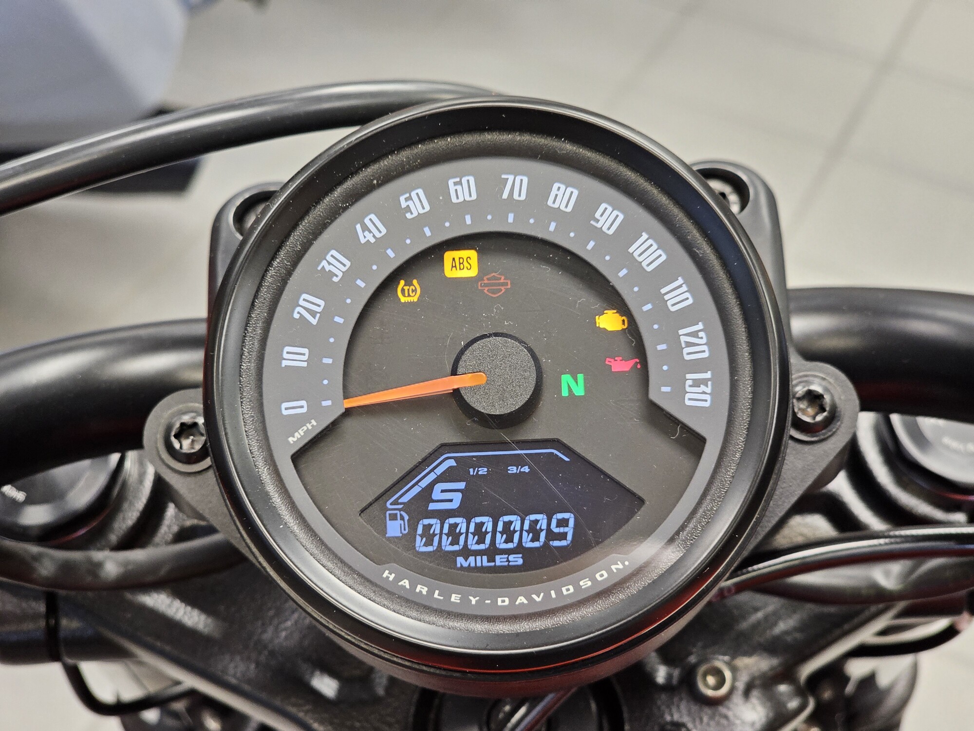 RH975 2026 Nightster®, photo 24