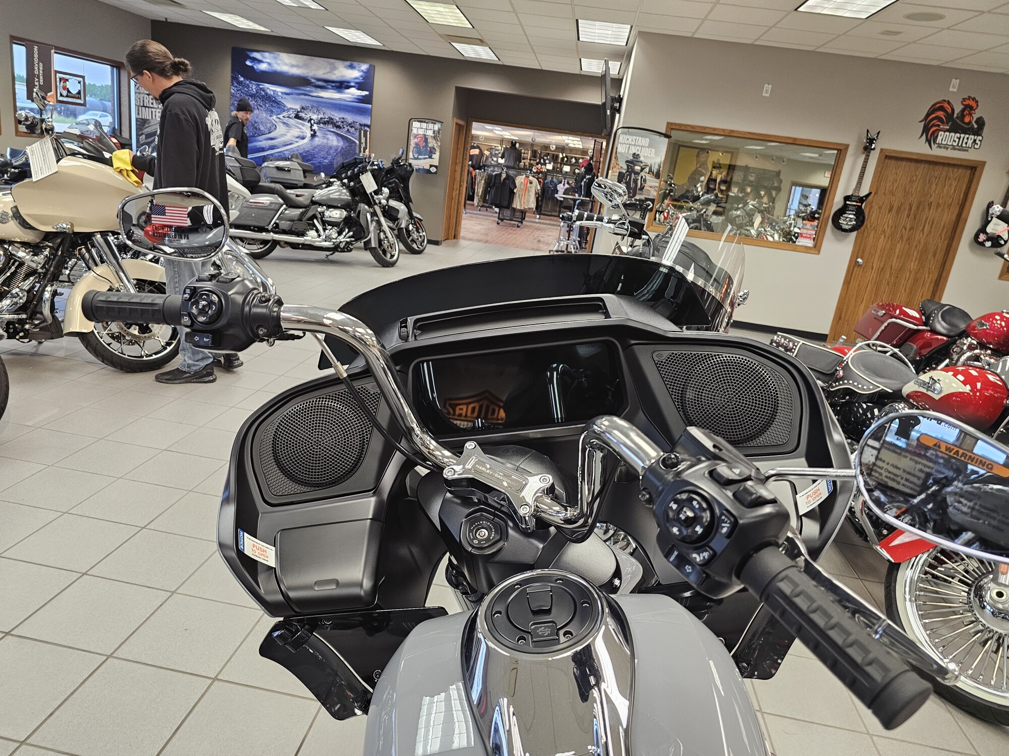 FLTRX 2026 Road Glide®, photo 20