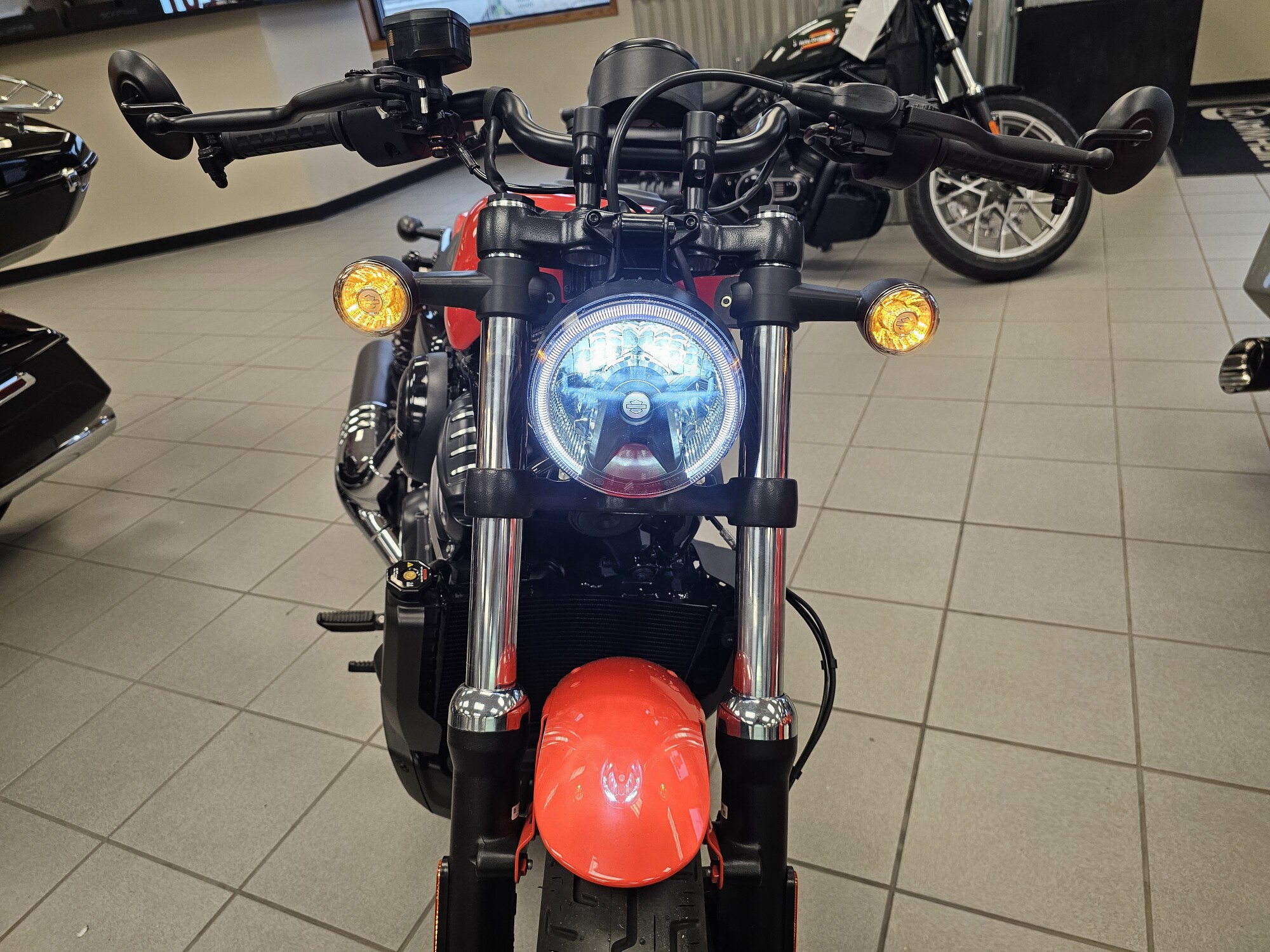 RH975 2026 Nightster®, photo 21