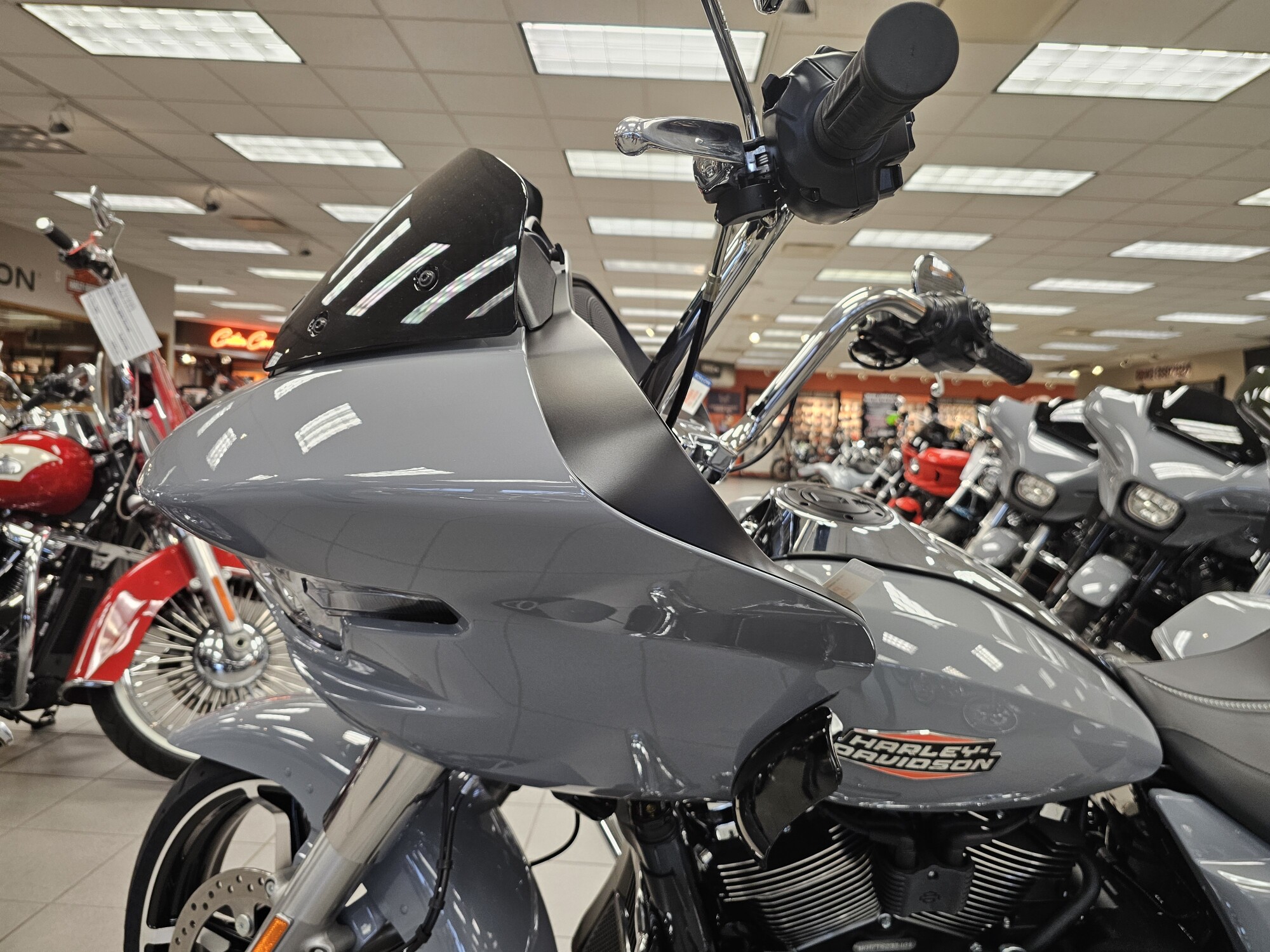 FLTRX 2026 Road Glide®, photo 13