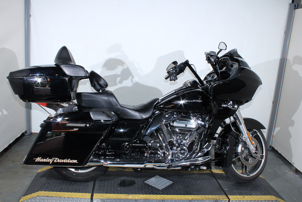 2019 Harley-Davidson Road Glide Grand American Touring FLTRX