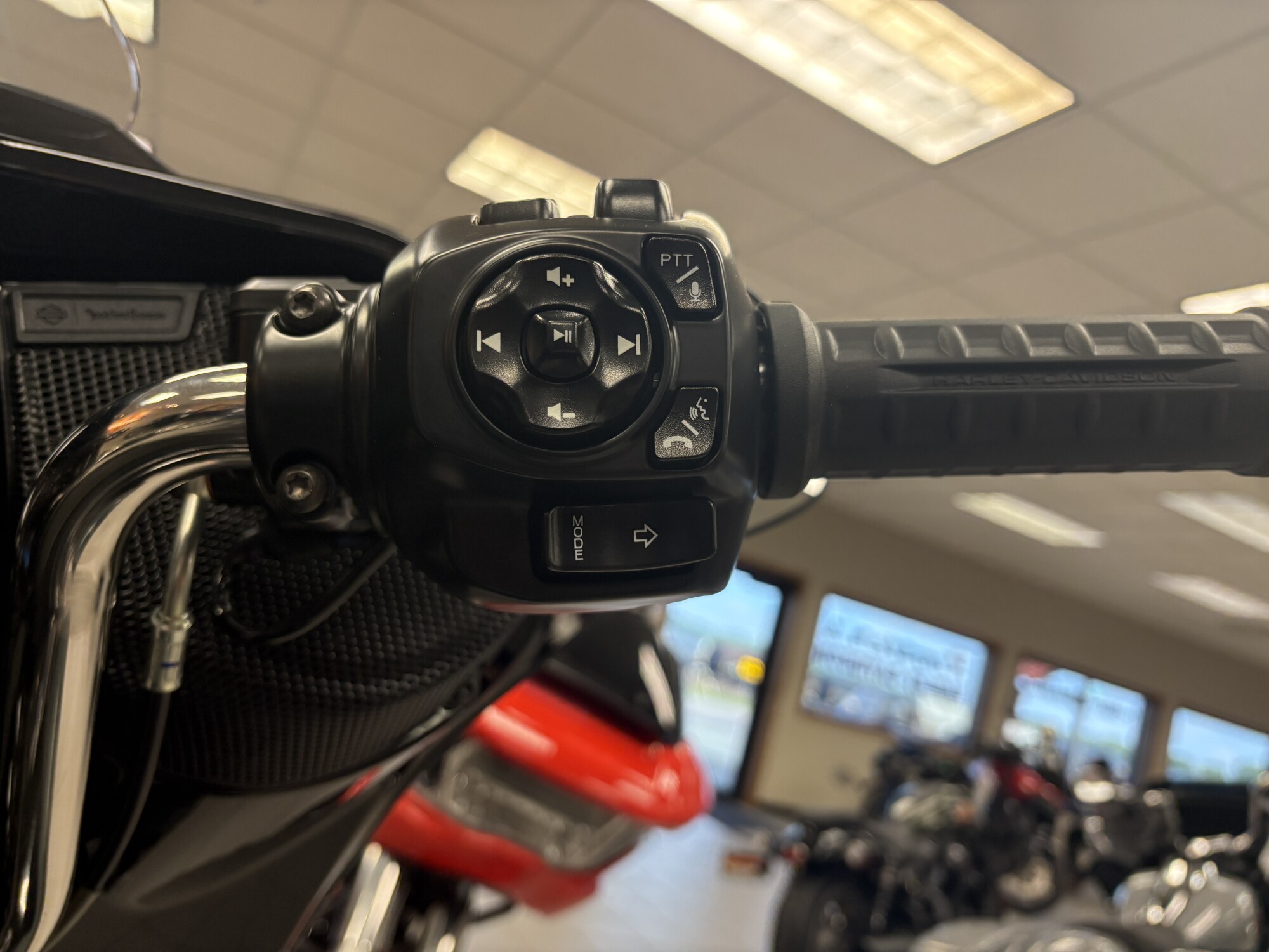 FLHXL 2026 Street Glide Limited, photo 13