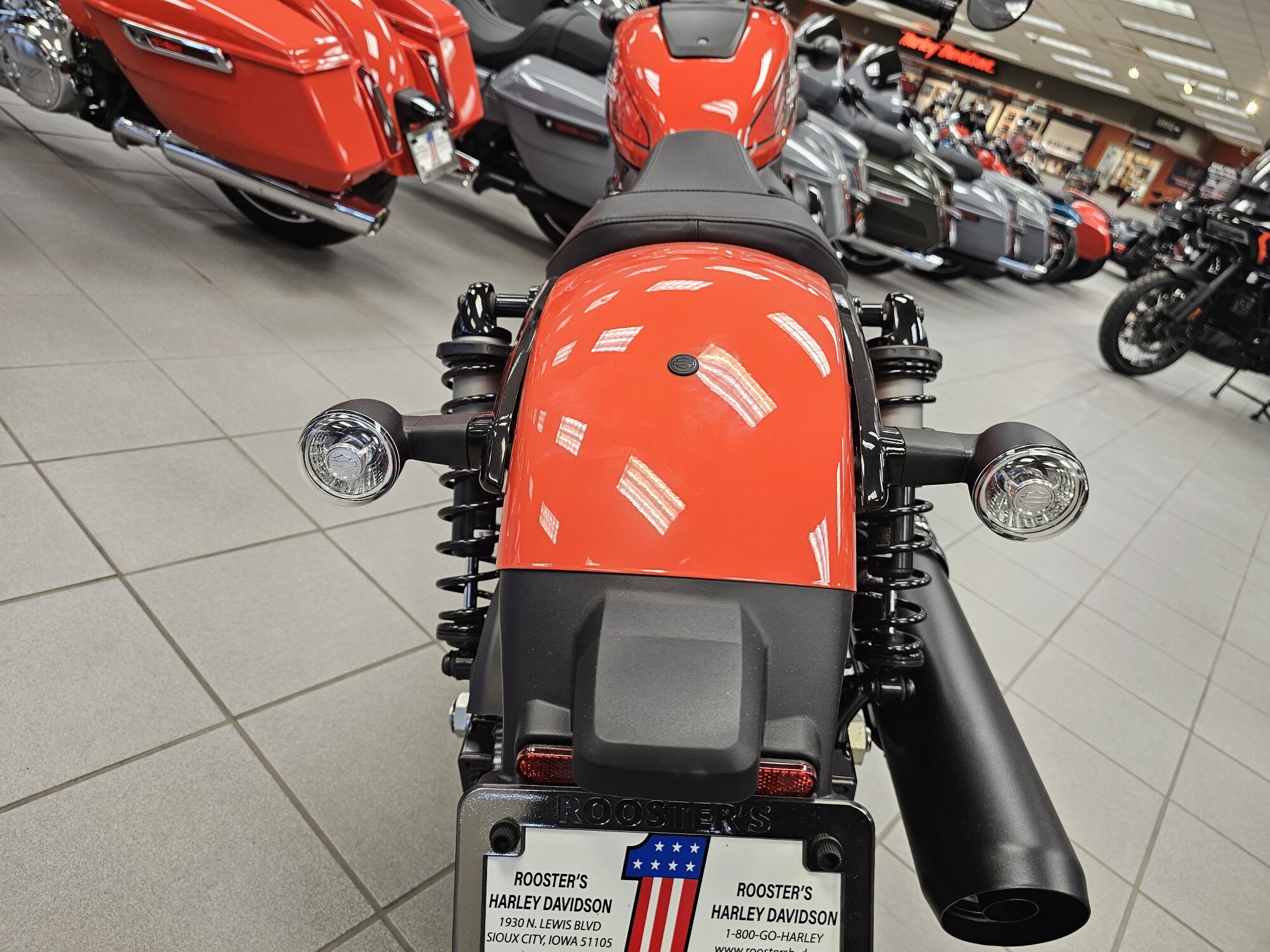 RH975 2026 Nightster®, photo 18