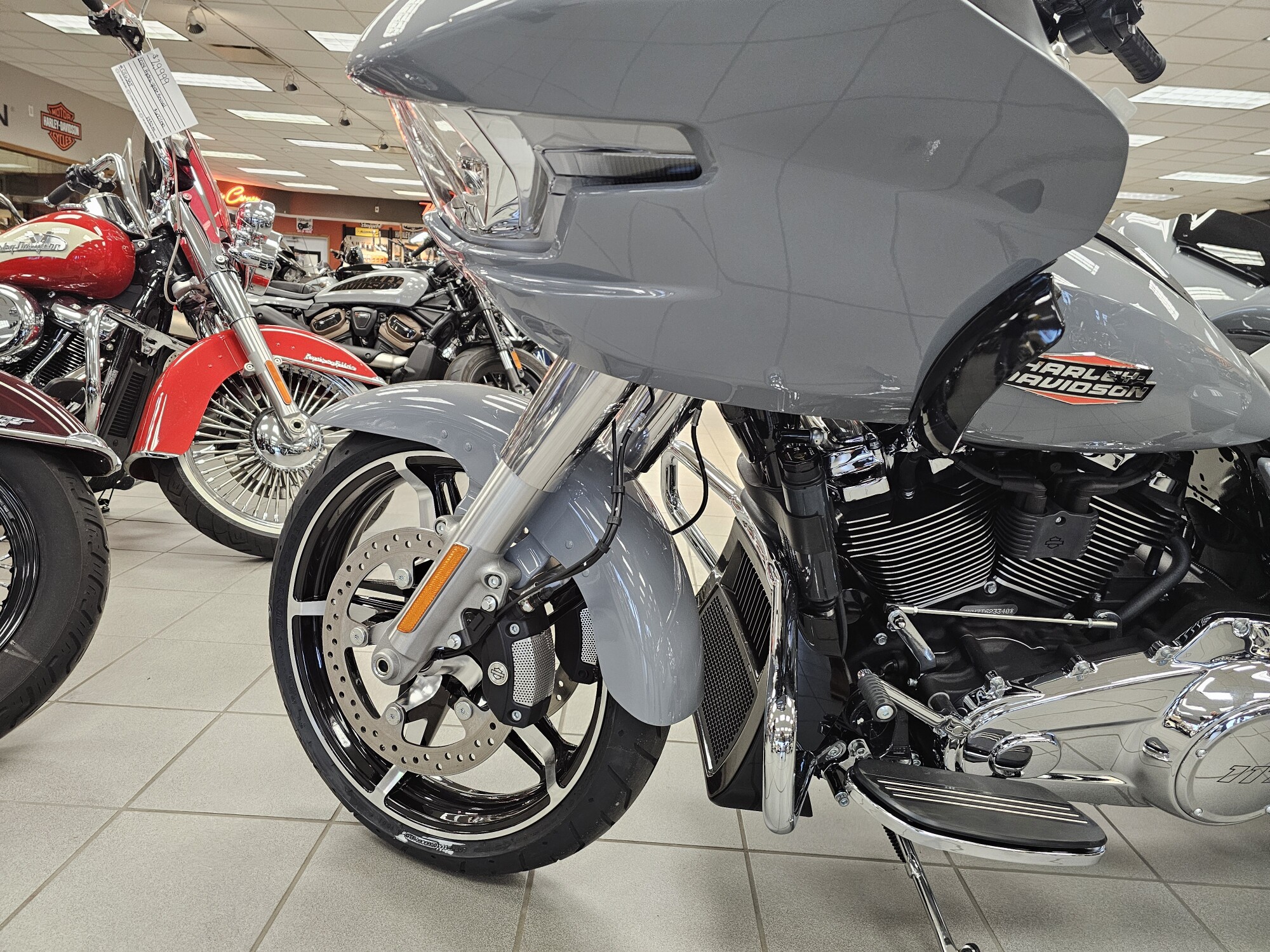 FLTRX 2026 Road Glide®, photo 14