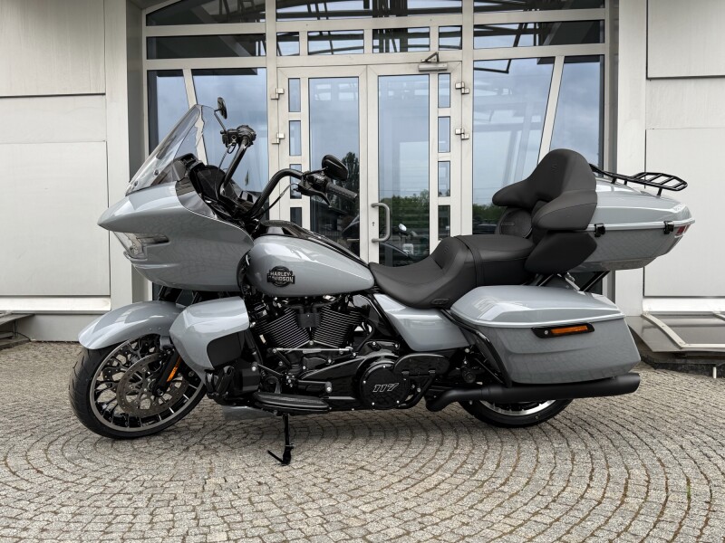 2026 Harley-Davidson® Road Glide Limited Dark Billiard Gray Black Trim