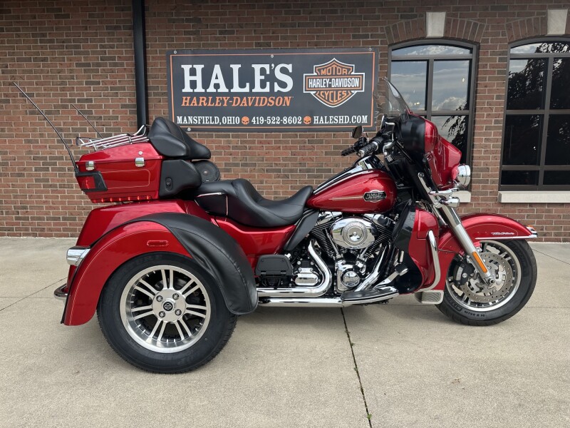 2013 Harley-Davidson Tri Glide Ultra Classic Trike FLHTCUTG