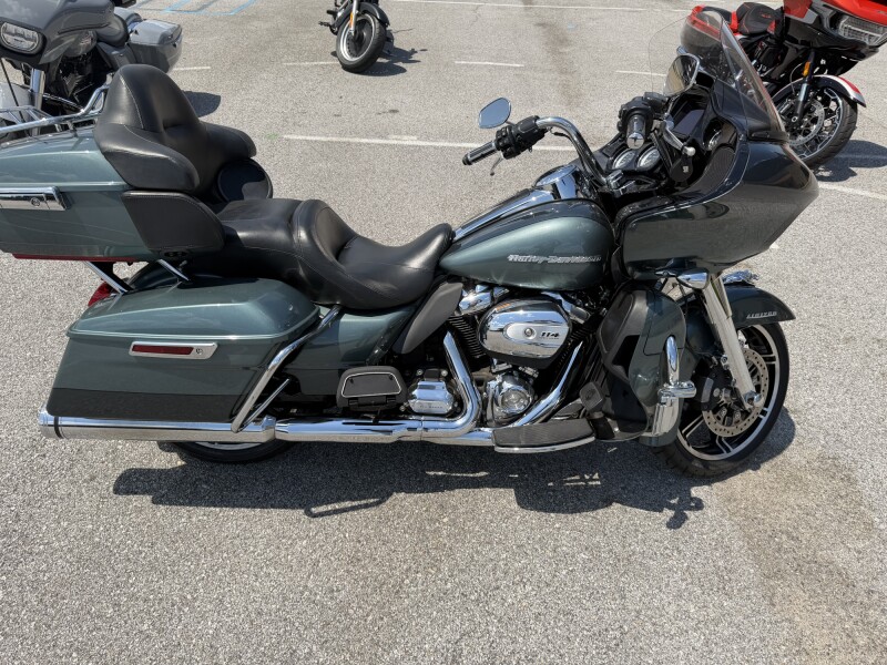 2020 Harley-Davidson® Road Glide Limited FLTRK