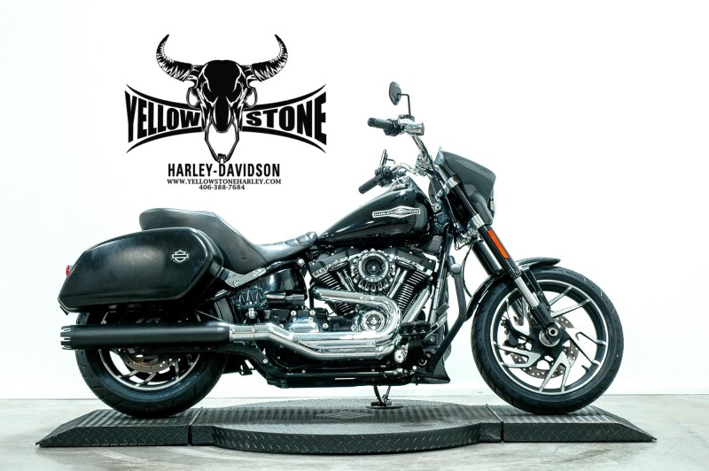 2018 Harley-Davidson® Sport Glide™ Vivid Black