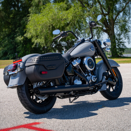 2026 Harley-Davidson® Heritage Classic FLHC thumb 2