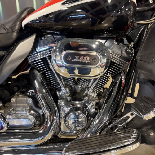 FLHTCUSE8 2012 CVO™ Ultra Classic® Electra Glide® thumb 3