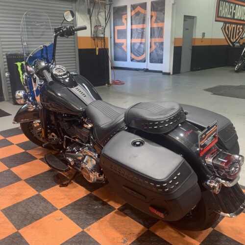 2026 Harley-Davidson Heritage Classic FLHC Liberty Edition thumb 1