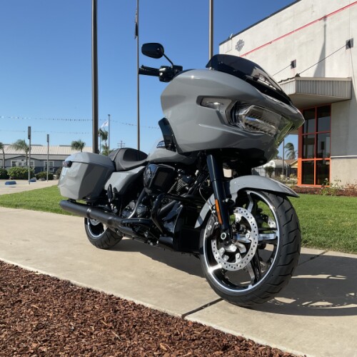 FLTRX 2026 Road Glide® thumb 2