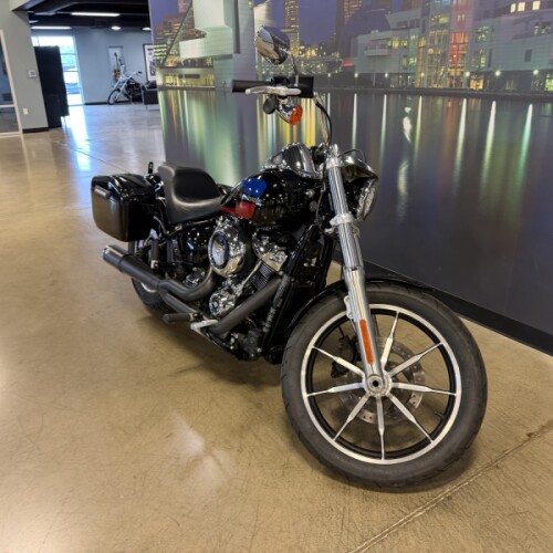 FXLR 2018 Low Rider® thumb 1