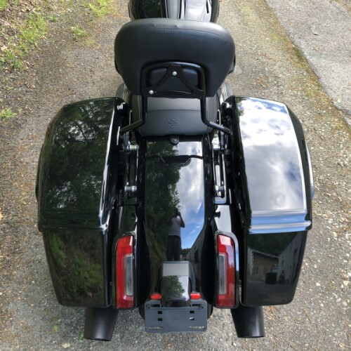 2024 Harley-Davidson® Street Glide® Vivid Black - Black Finish thumb 1