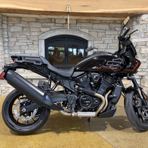 RA1250ST 2026 Pan America® 1250 ST thumb 3