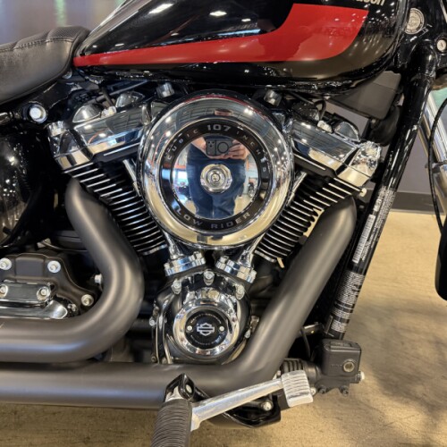 FXLR 2018 Low Rider® thumb 3