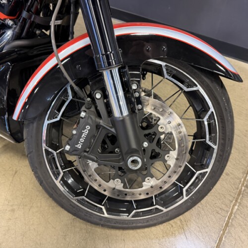 FLHXSE 2024 CVO™ Street Glide® thumb 2