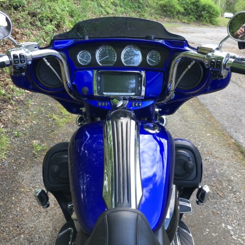 2017 Harley-Davidson® CVO™ Street Glide® Candy Cobalt/Indigo Ink with Mirror Chrome Aggressor Wheels thumb 0