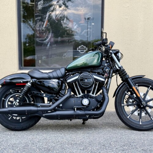 2018 Harley-Davidson® Sportster Iron XL883N thumb 3