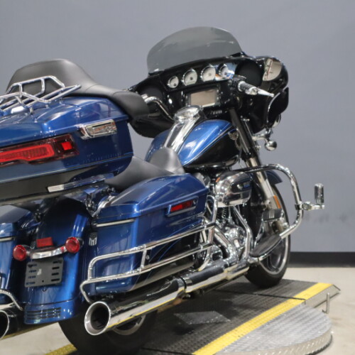 2018 Harley-Davidson® 115th Anniversary Street Glide® FLHXANV thumb 0