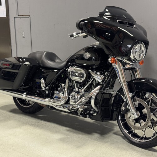 FLHXS 2022 Street Glide<sup>®</sup> Special thumb 3
