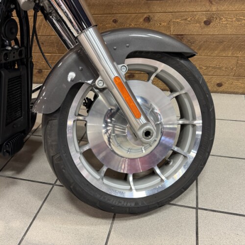2023 Harley-Davidson® Fat Boy® 114 Gray Haze/Silver Fortune FLFBS thumb 1