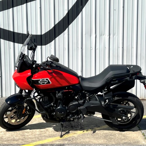 2025 Harley-Davidson® Pan America® 1250 ST Brilliant Red thumb 2