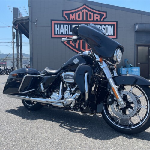 2021 Harley-Davidson® Street Glide® Special Vivid Black 認定中古車 thumb 3
