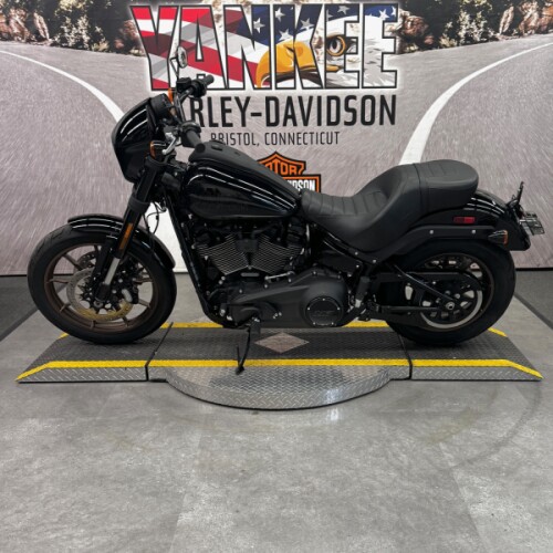 2023 FXLRS Low Rider® S thumb 2