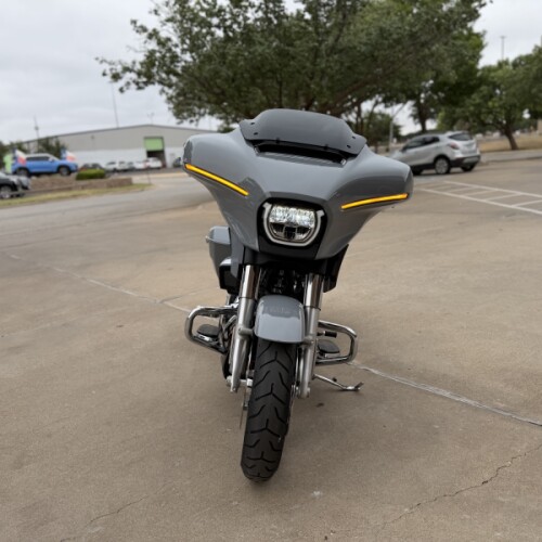 2026 Harley-Davidson® Street Glide® Dark Billiard Gray Chrome Trim thumb 1
