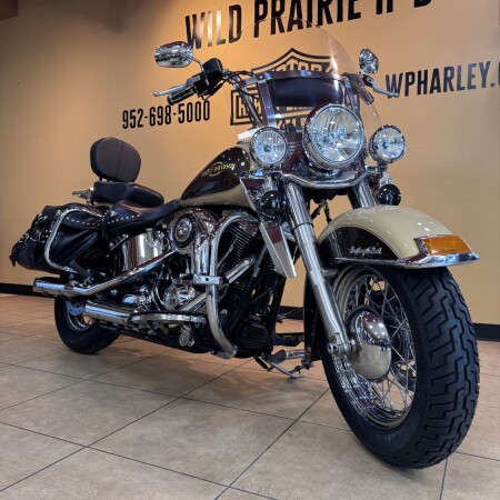 2014 Harley-Davidson® Heritage Softail® Classic Sand Pearl/Canyon Brown Pearl thumb 3
