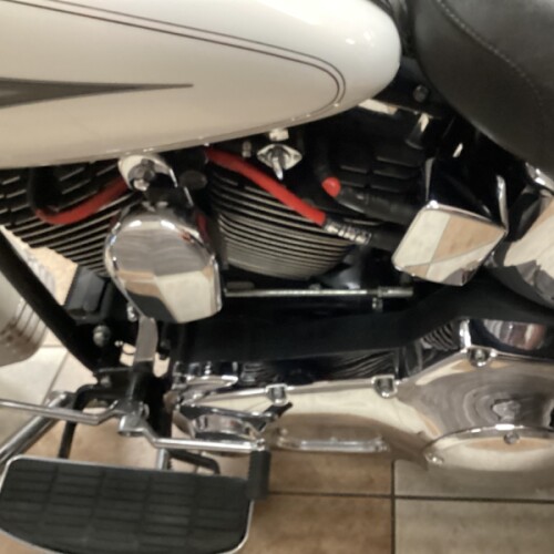 2000 Harley-Davidson® Heritage Softail® Classic Pearl White thumb 0