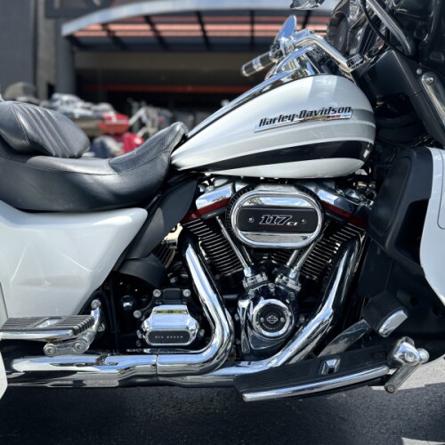 FLHTCUTGSE 2020 CVO™ Tri Glide® thumb 0