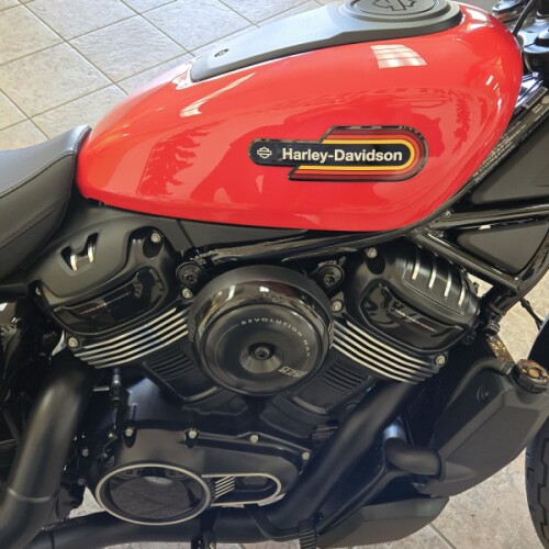 2026 Harley-Davidson® Nightster® Special Blood Orange Black Trim thumb 3