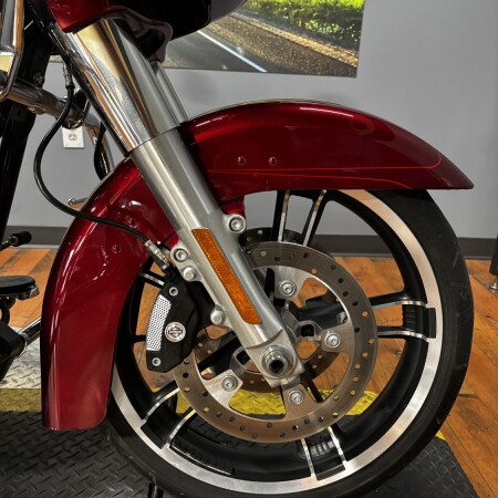 2016 Harley-Davidson® Road Glide® Special VELOCITY RED W/PINSTRIPE thumb 1