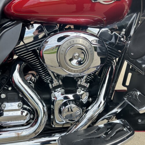 2013 Harley-Davidson Tri Glide Ultra Classic Trike FLHTCUTG thumb 2